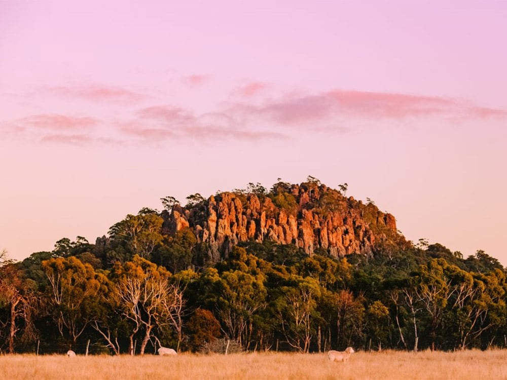 mount macedon hanging rock