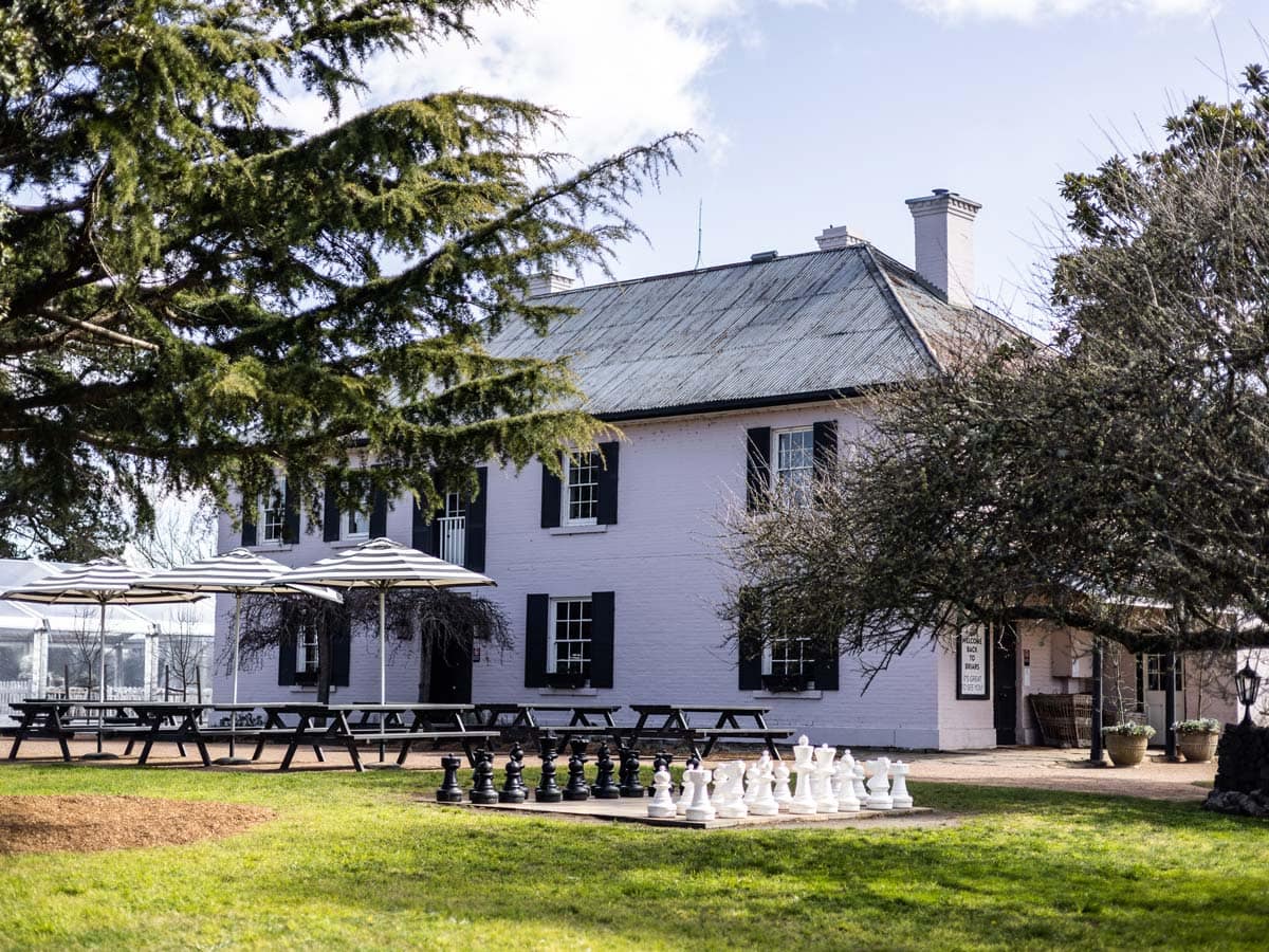 Exterior of Briars Inn in Bowral