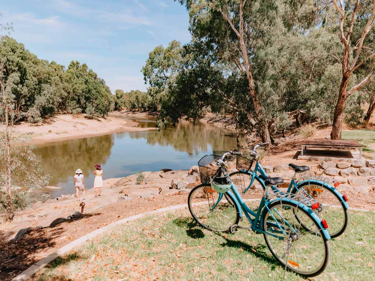 two women admiring the scenery at the Wiradjuri Trail, Wagga Wagga