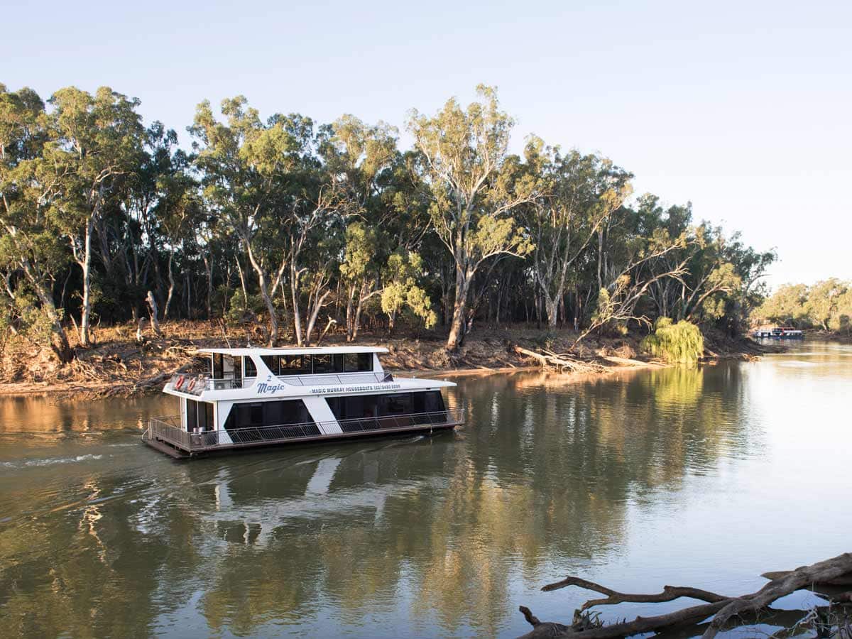 Magic Murray Houseboats