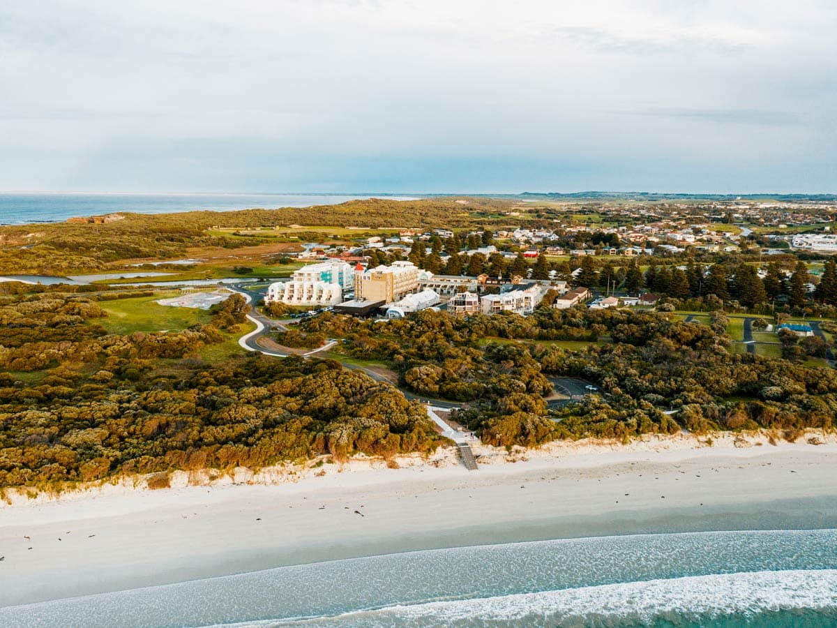 Deep Blue Hot Springs Warrnambool