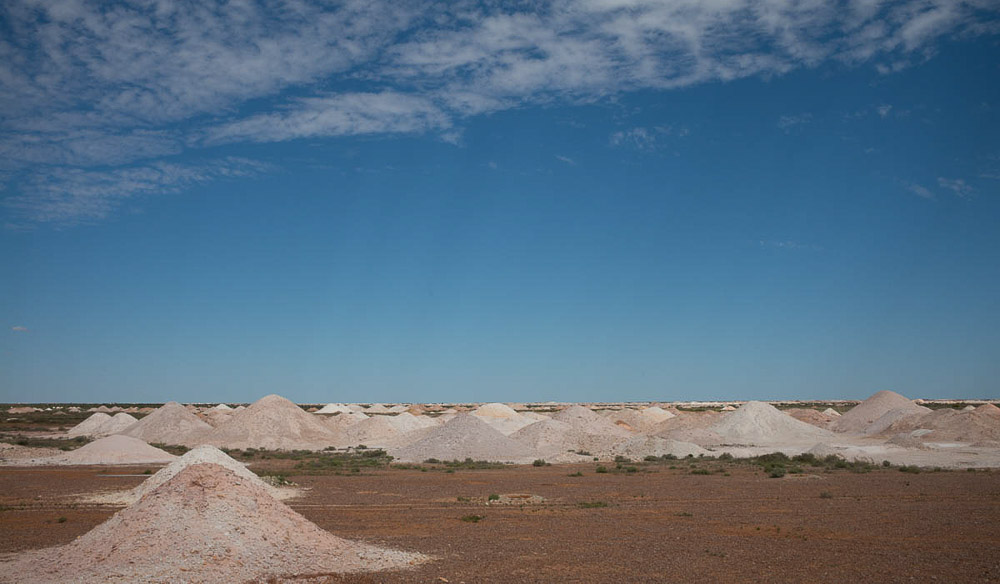 Coober Pedy moonscape mining holes