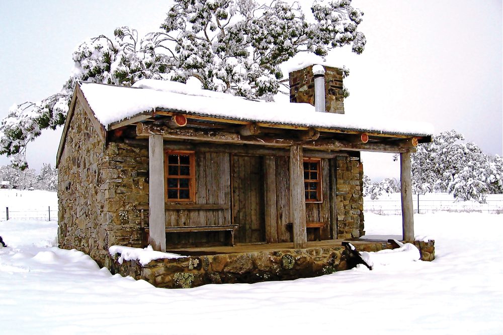 Jindabyne Moonbah Huts